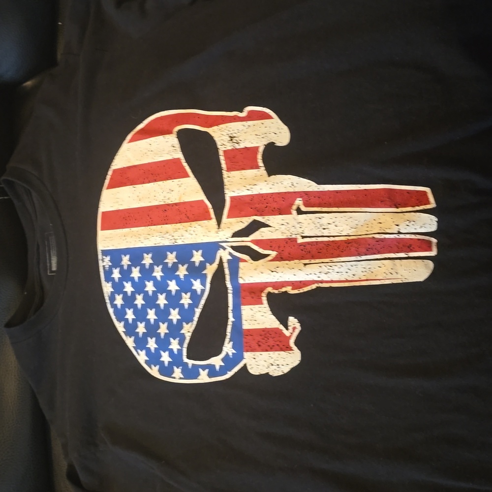 USA Patriotic punisher tshirt size-large